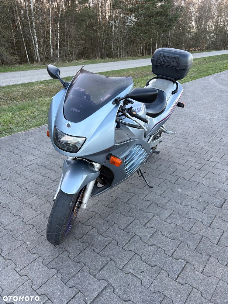 Suzuki RF - 2