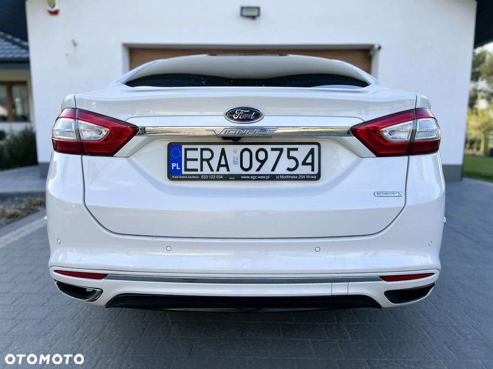 Ford Mondeo - 38