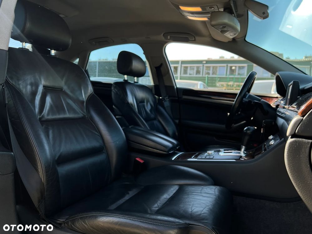 Audi A8 - 24
