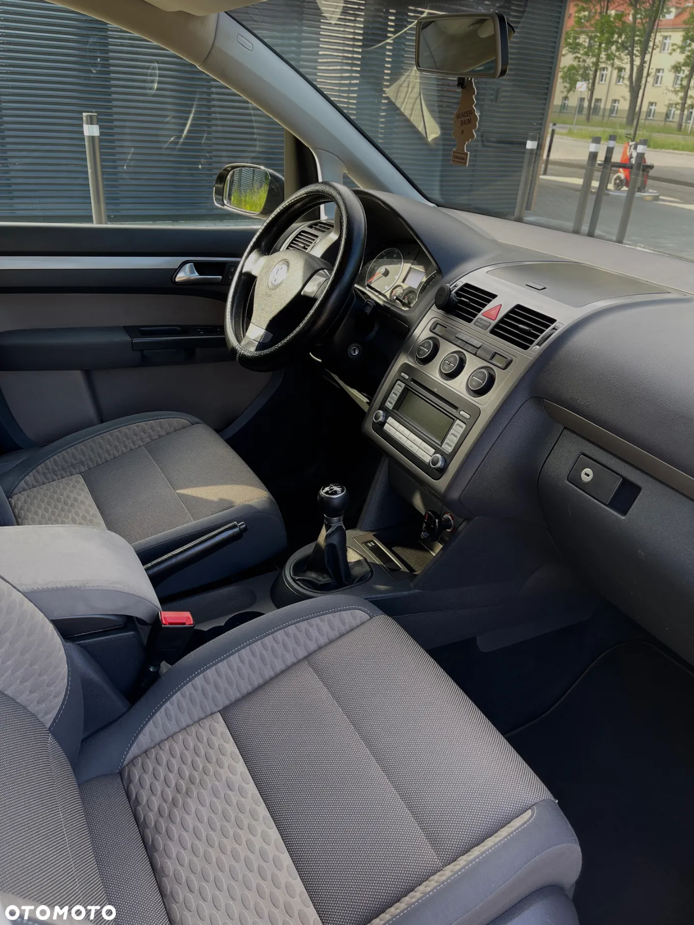 Volkswagen Touran 2.0 TDI DPF Cross - 21