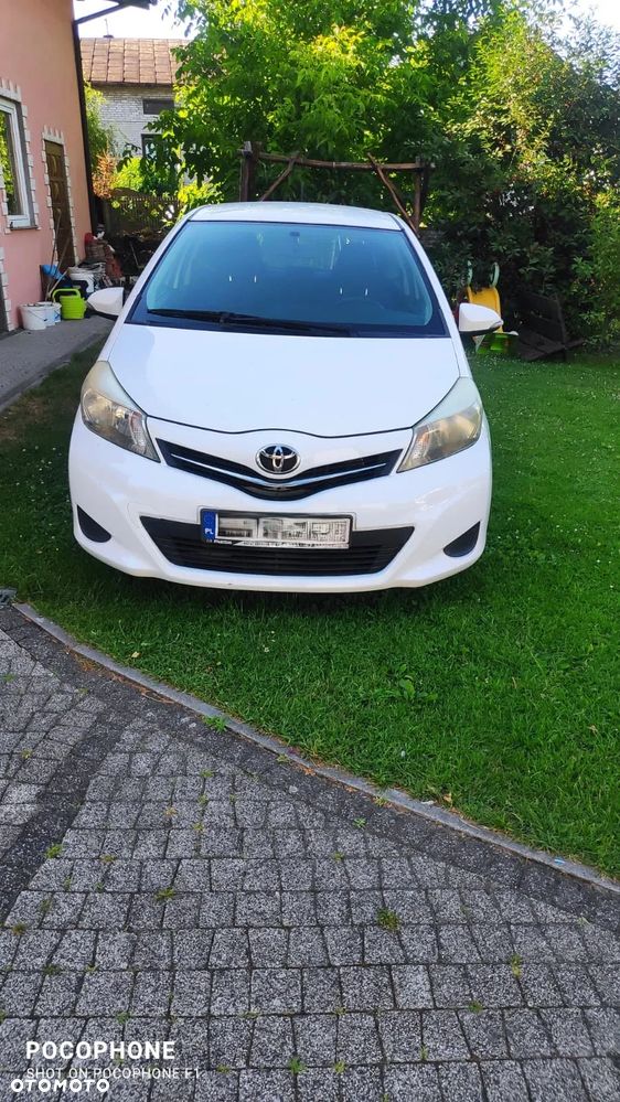 Toyota Yaris 1.4 D-4D - 11