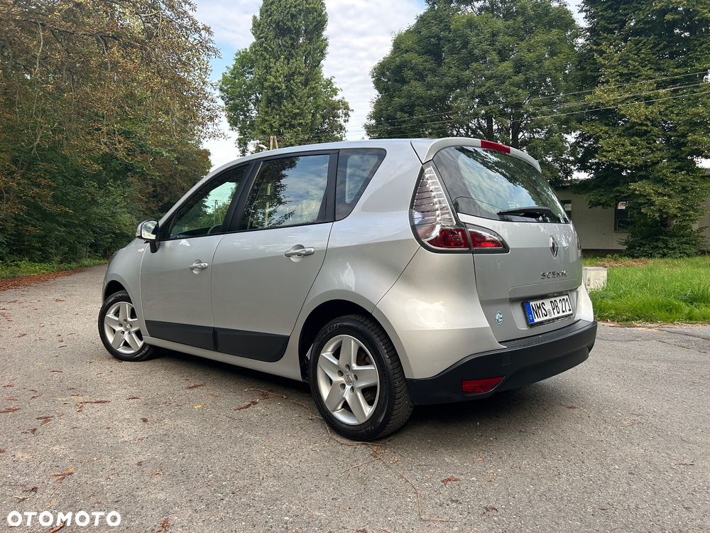 Renault Scenic 1.6 16V 110 TomTom Edition - 33