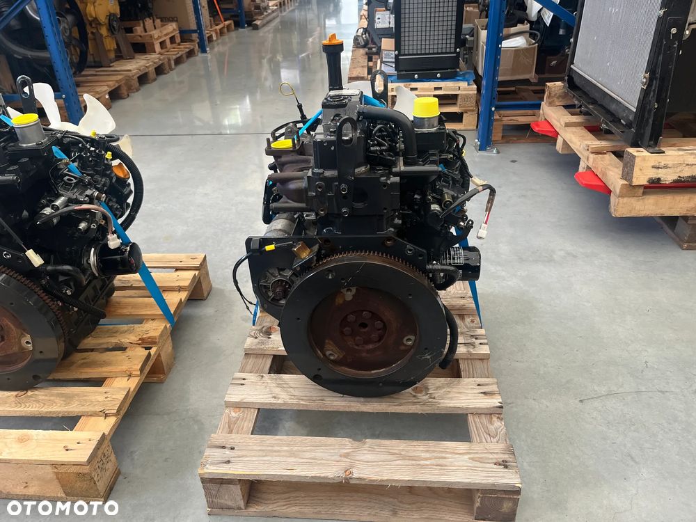 SILNIK YANMAR 3TNV88 12500netto - 6