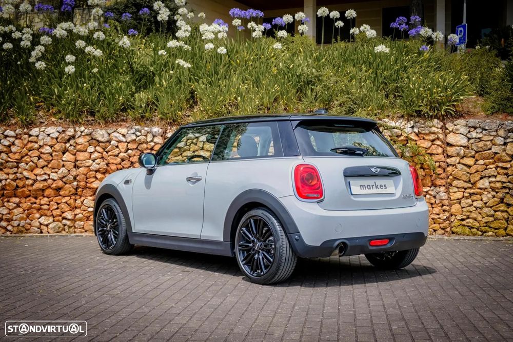 MINI 3 Portas Cooper D Auto - 12