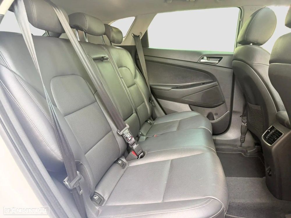 Hyundai Tucson 1.6 CRDi Premium DCT - 15