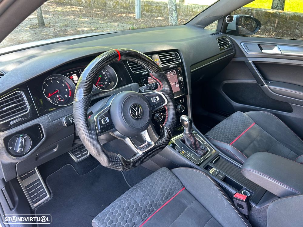 VW Golf 2.0 TSI GTI DSG Performance - 10