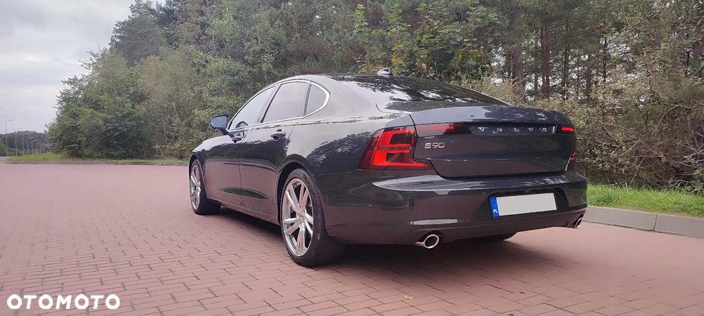 Volvo S90 D4 SCR Momentum Pro - 3