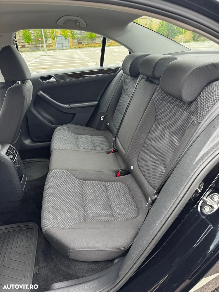 Volkswagen Jetta 1.4 TSI Comfortline - 6