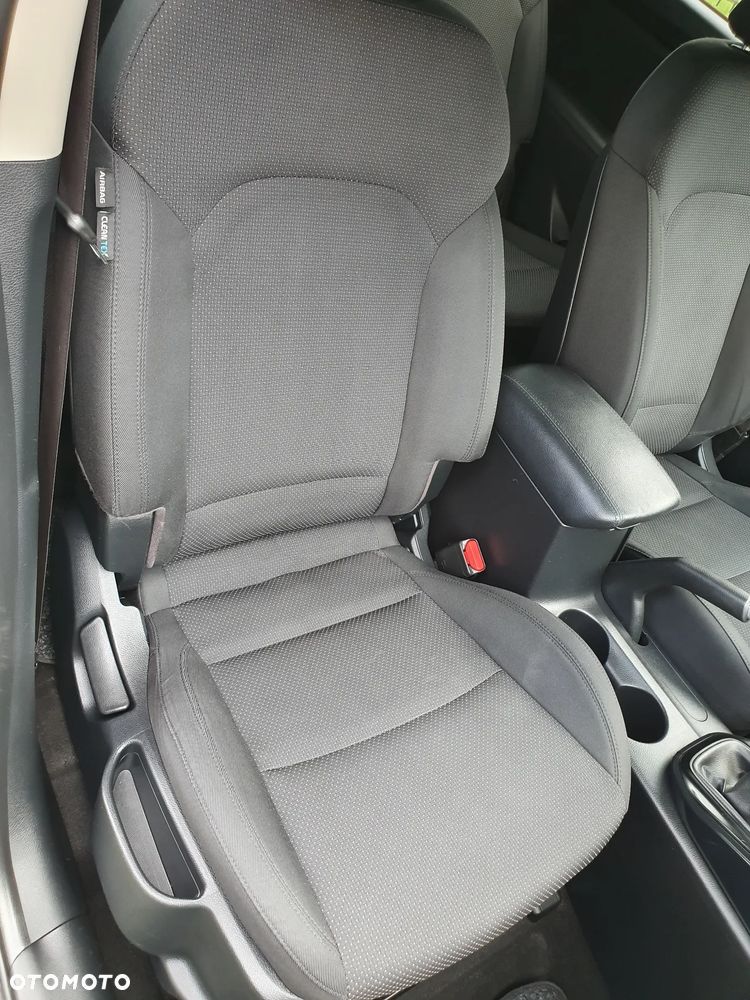 Kia Carens 1.6 GDI Dream-Team Edition - 21