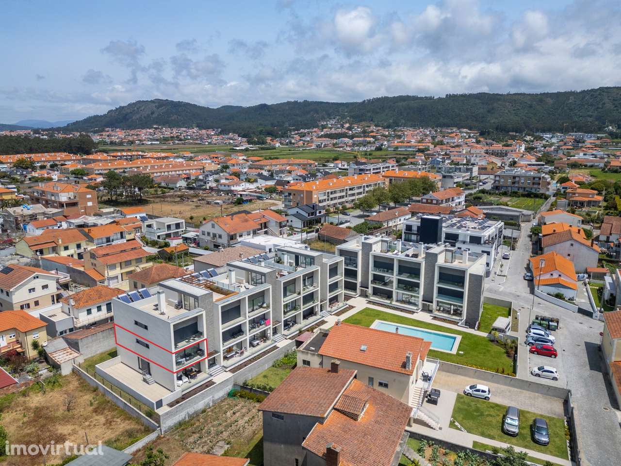 Apartamento T2 em condomínio fechado com piscina e vista mar - Grande imagem: 4/38