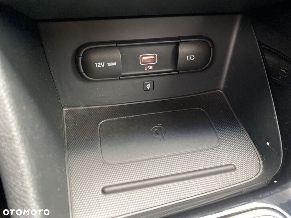 Kia Niro - 26