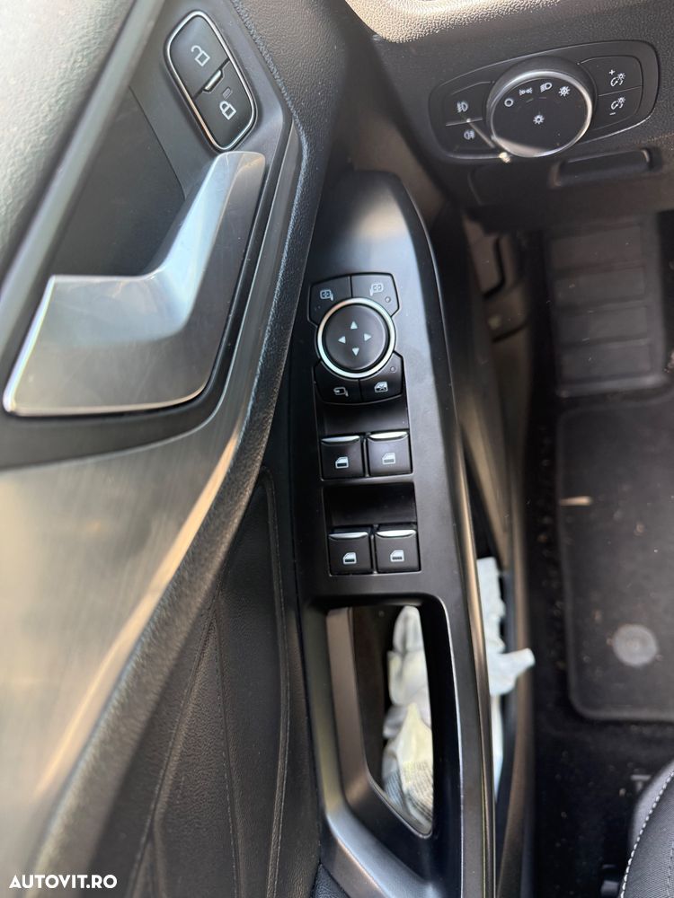 Ford Focus - 6