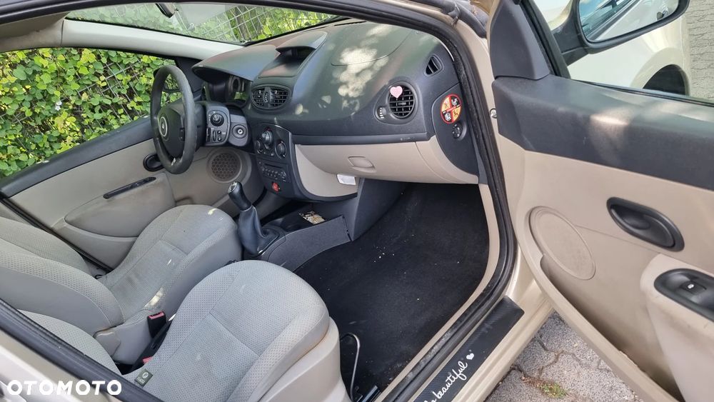 Renault Clio 1.5 dCi Extreme - 7