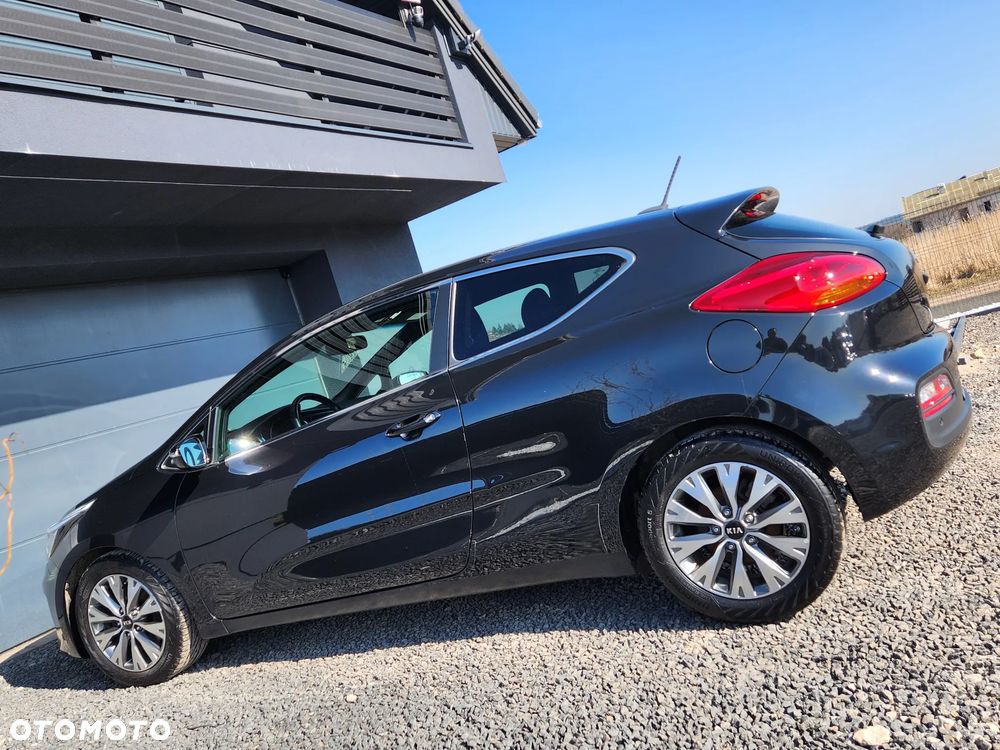 Kia Ceed 1.6 CRDi Spirit - 24