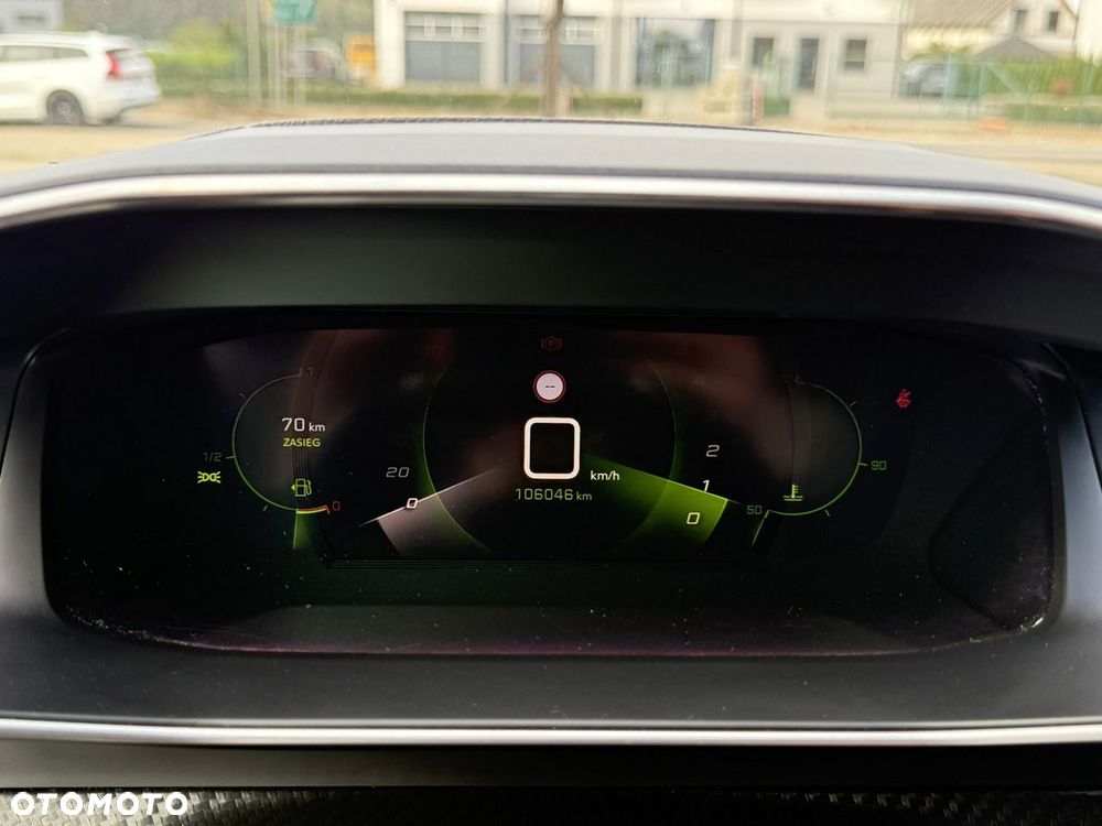 Peugeot 2008 PureTech 130 GT - 22
