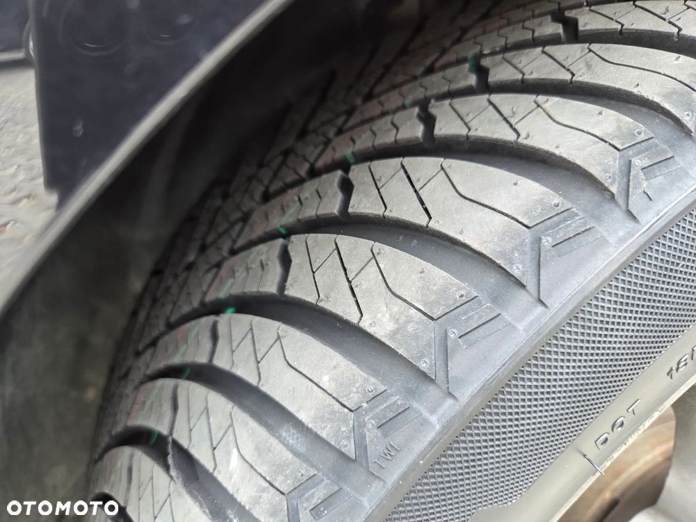 Volvo S90 T5 Momentum - 30