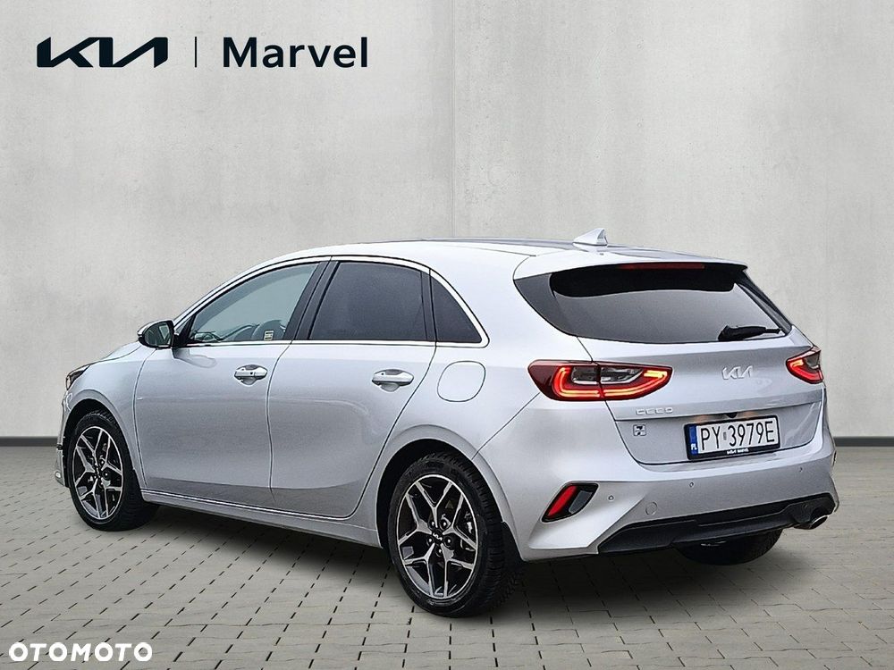 Kia Ceed - 7