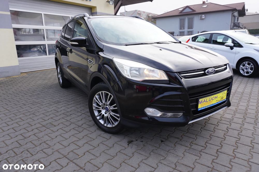 Ford Kuga 2.0 TDCi 2x4 Titanium - 3