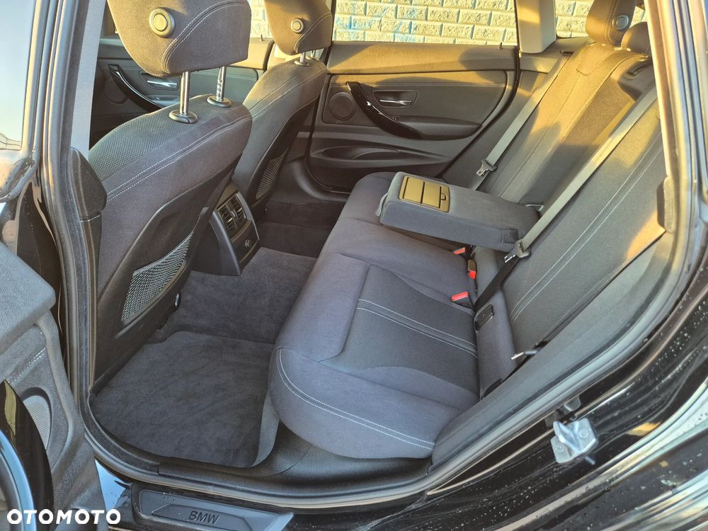 BMW 3GT 320i GPF xDrive - 8