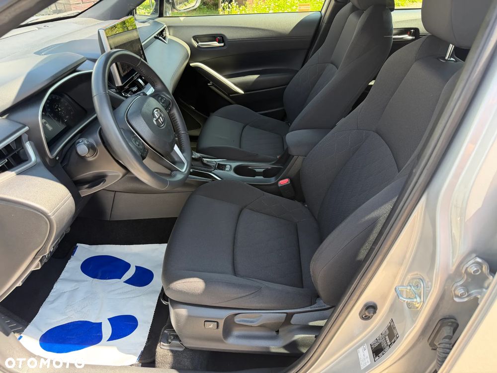 Toyota Corolla Cross 2.0 Hybrid Comfort - 10