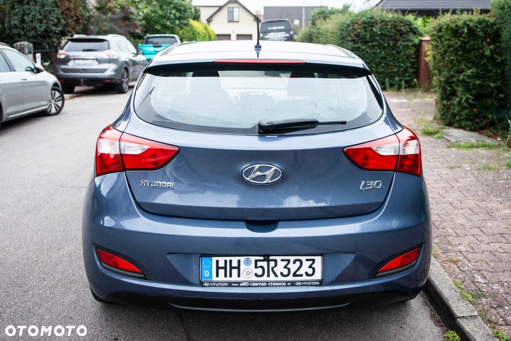 Hyundai i30 1.4 Comfort - 13