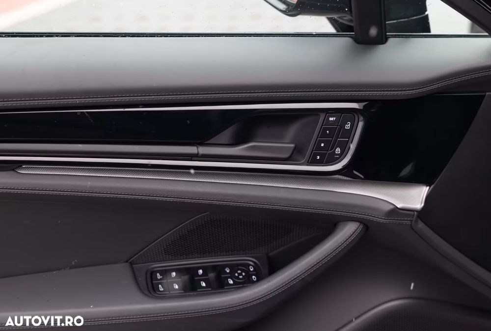 Porsche Panamera 4 - 14
