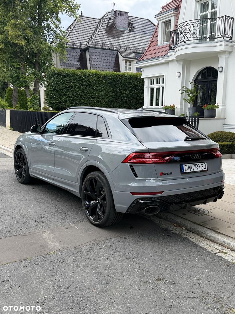 Audi RS Q8 - 9