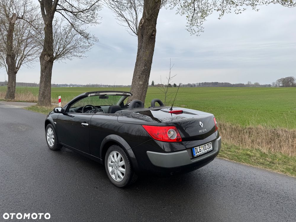 Renault Megane 1.9 dCi FAP Avantage - 8