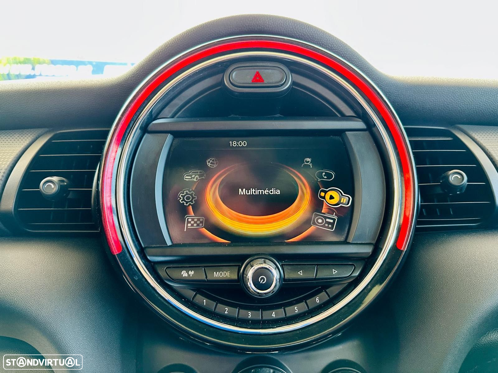 MINI 3 Portas Cooper Aut. - 21