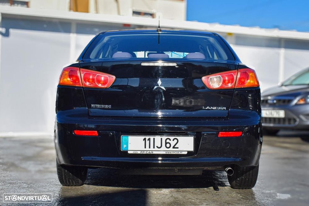 Mitsubishi Lancer 1.5 Invite - 14