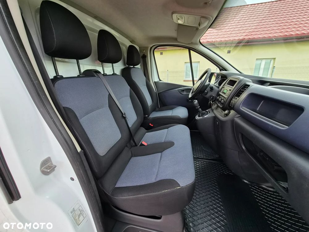 Opel Vivaro - 23