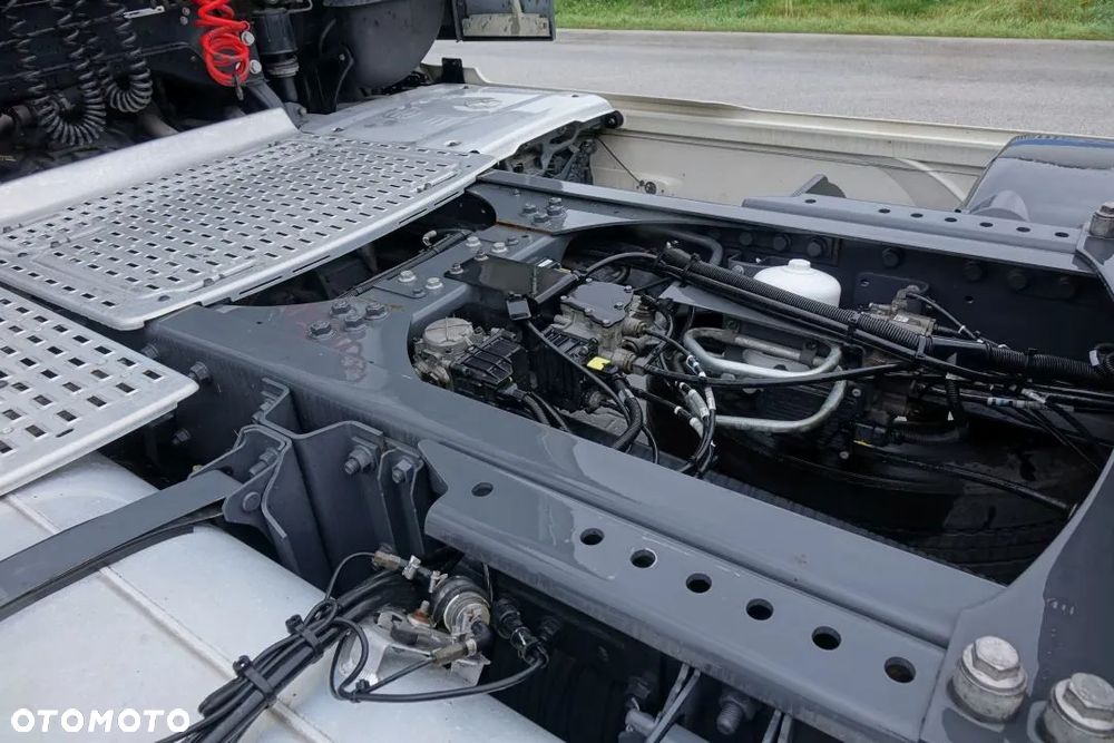 DAF XF 480 FT / SPACE CAB / STANDARD/ EURO 6 / AUTOMAT / INTARDER / KLIMATYZACJA POSTOJOWA / LODÓWKA / NOWE OPONY - 10