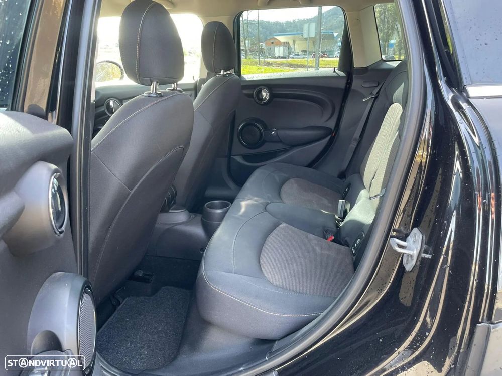MINI 5 Portas One D - 4