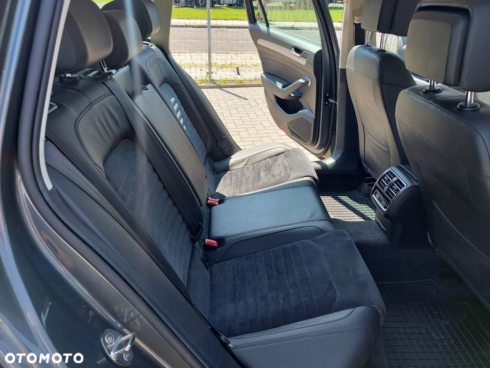 Volkswagen Passat 2.0 TDI BMT Highline DSG - 14
