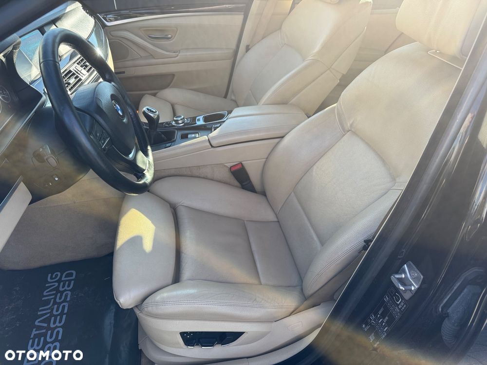 BMW Seria 5 520d Luxury Line - 20