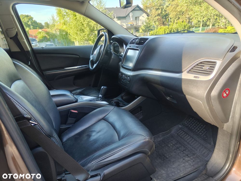 Fiat Freemont 2.0 Multijet Lounge AWD - 11