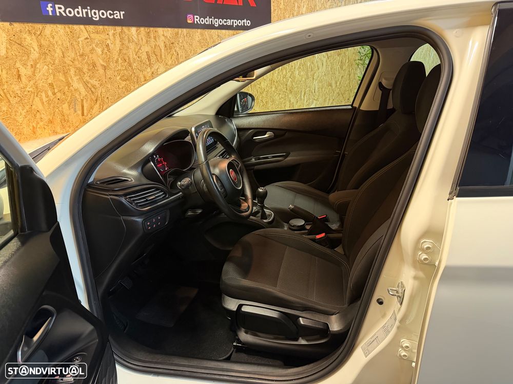 Fiat Tipo 1.3 M-Jet Lounge Tech J17 - 6