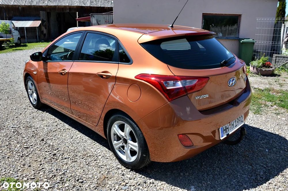 Hyundai i30 blue 1.6 CRDi DCT Style - 5