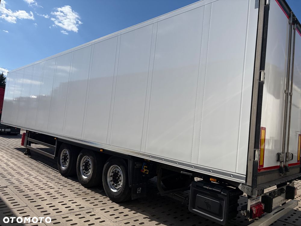 Schmitz Cargobull 2019 | Gruba ściana | doppelstock | - 3
