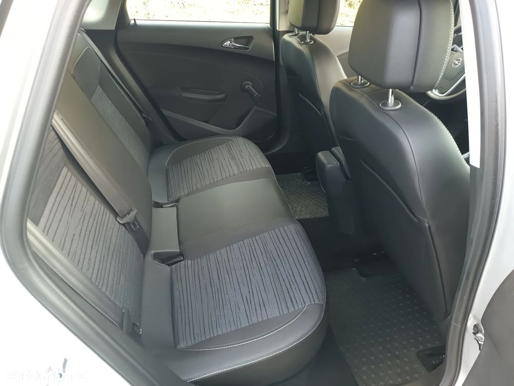 Opel Astra 1.6 Enjoy - 18