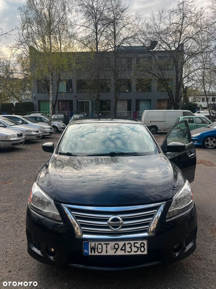Nissan Sentra 2.0 - 11