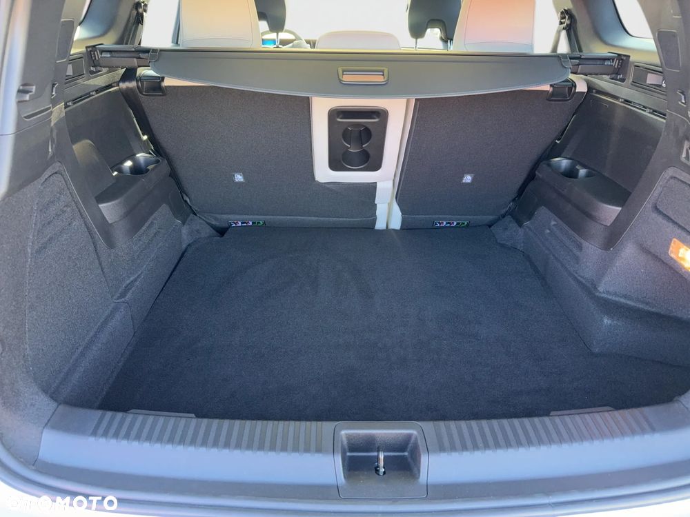 Renault Espace 1.2 E-Tech Full Hybrid 200 Iconic MMT 5os - 9