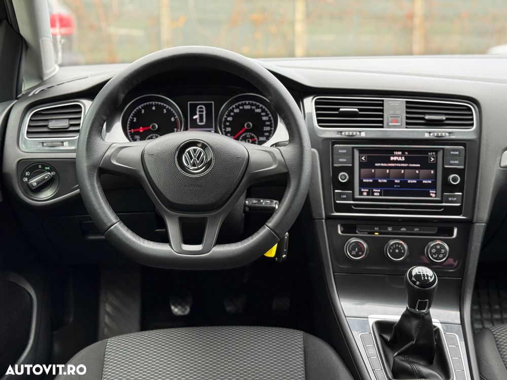 Volkswagen Golf 1.0 TSI (BlueMotion Technology) Comfortline - 8