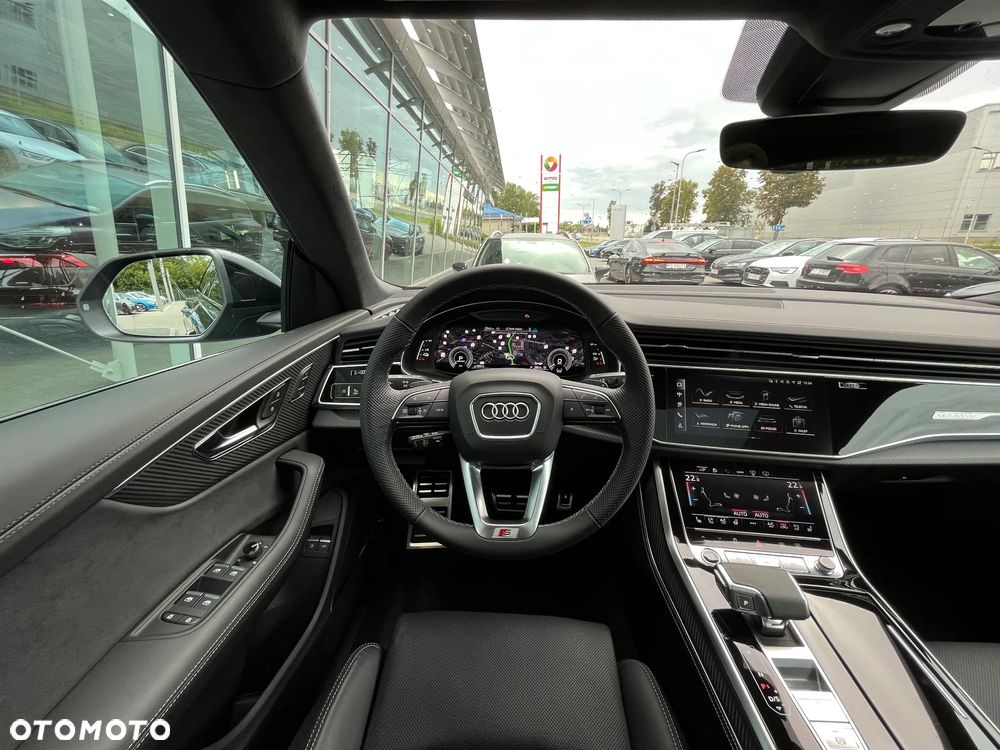 Audi Q8 TFSI e PHEV 360kW Quattro Tiptronic - 11