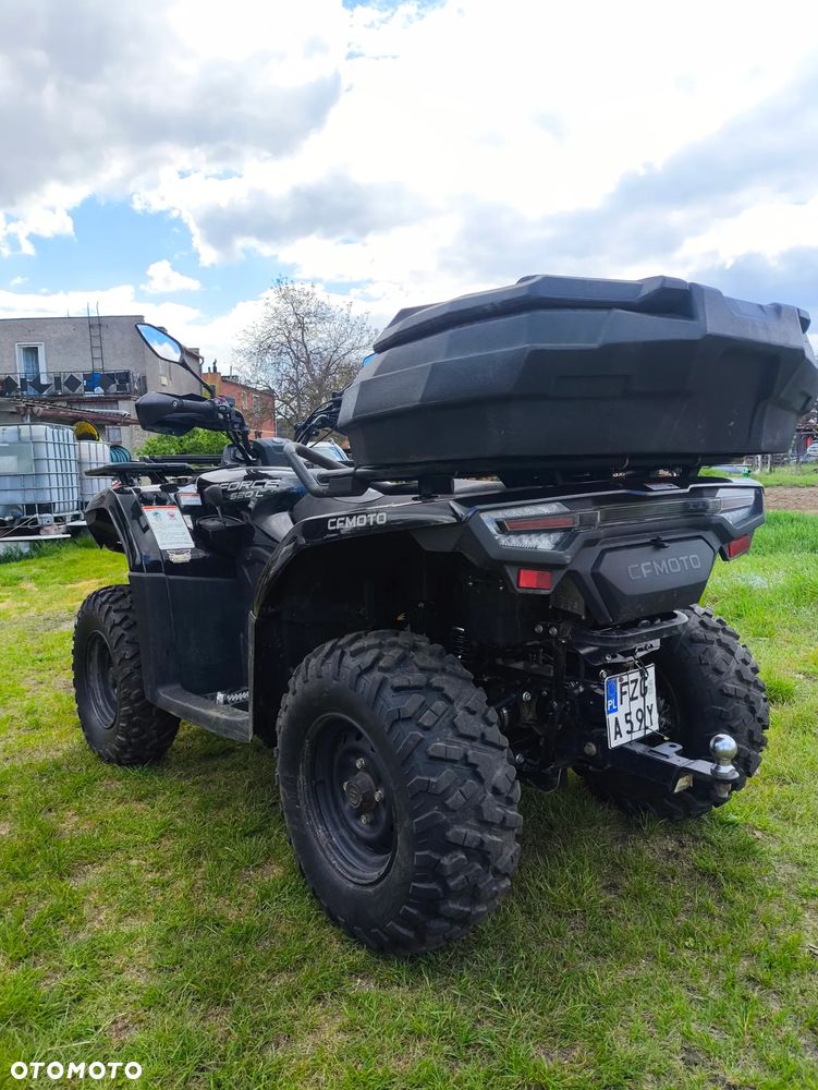 CFMoto CForce - 9