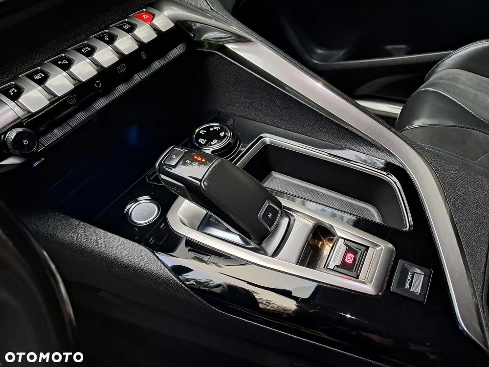 Peugeot 3008 BlueHDi 120 EAT6 Stop & Start Allure - 21