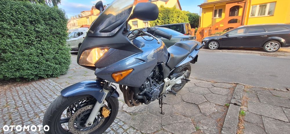 Honda CBF - 4
