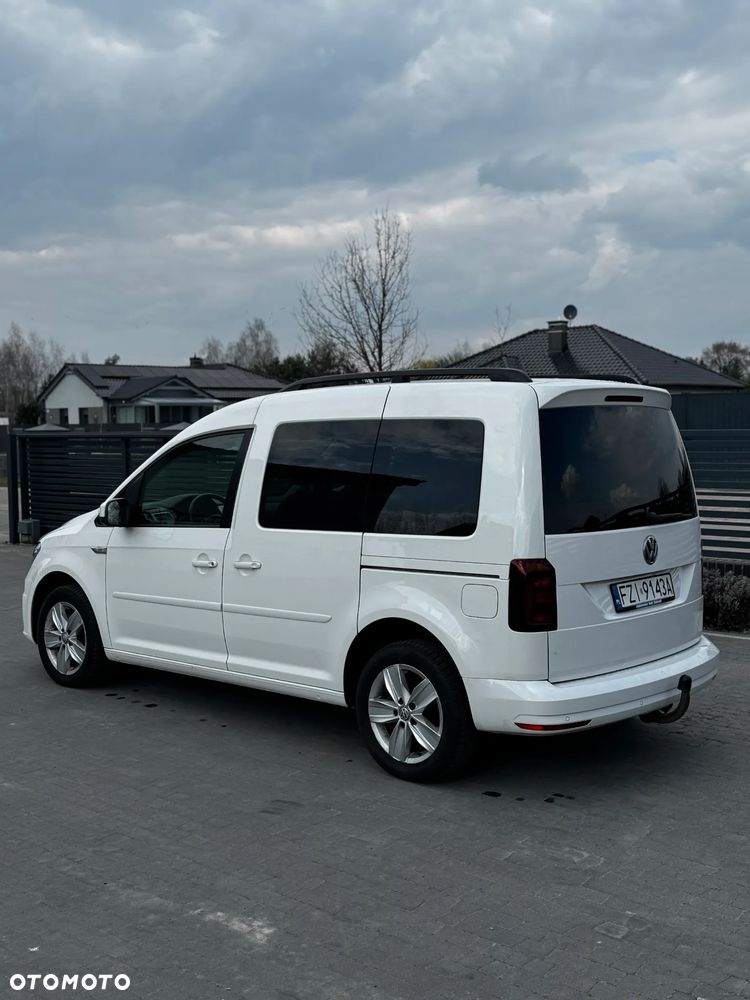 Volkswagen Caddy 2.0 TDI Comfortline DSG - 2
