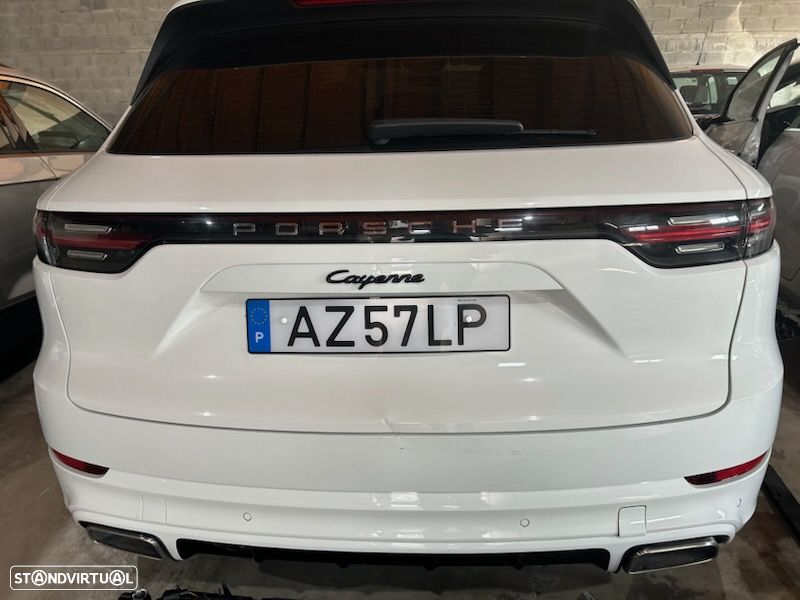 Porsche Cayenne - 9