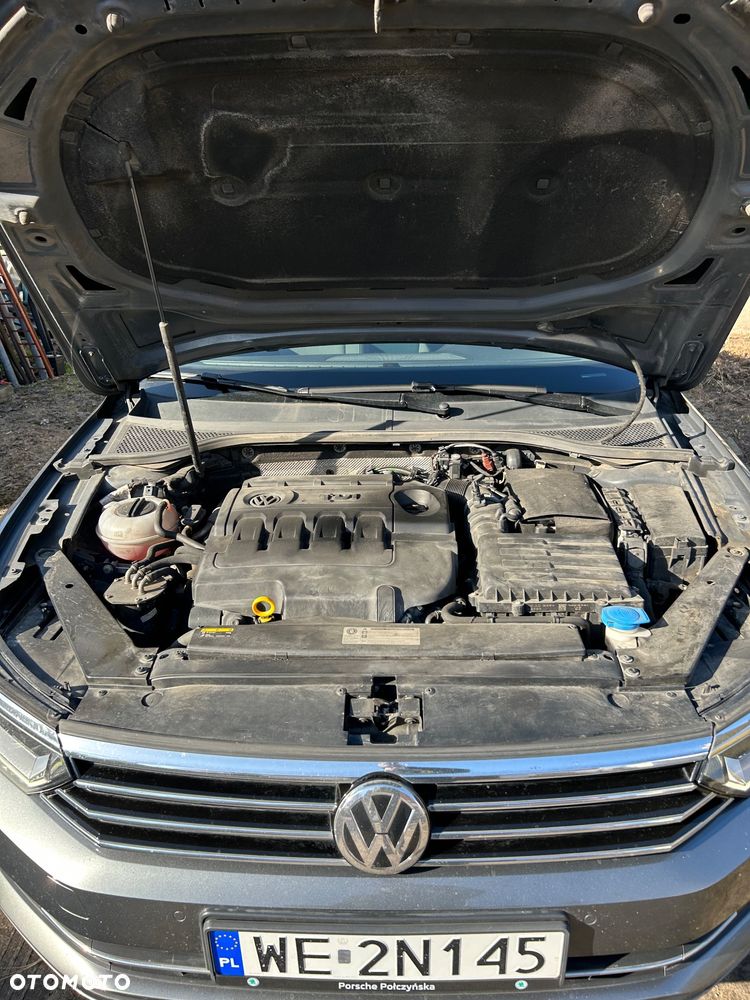 Volkswagen Passat - 24